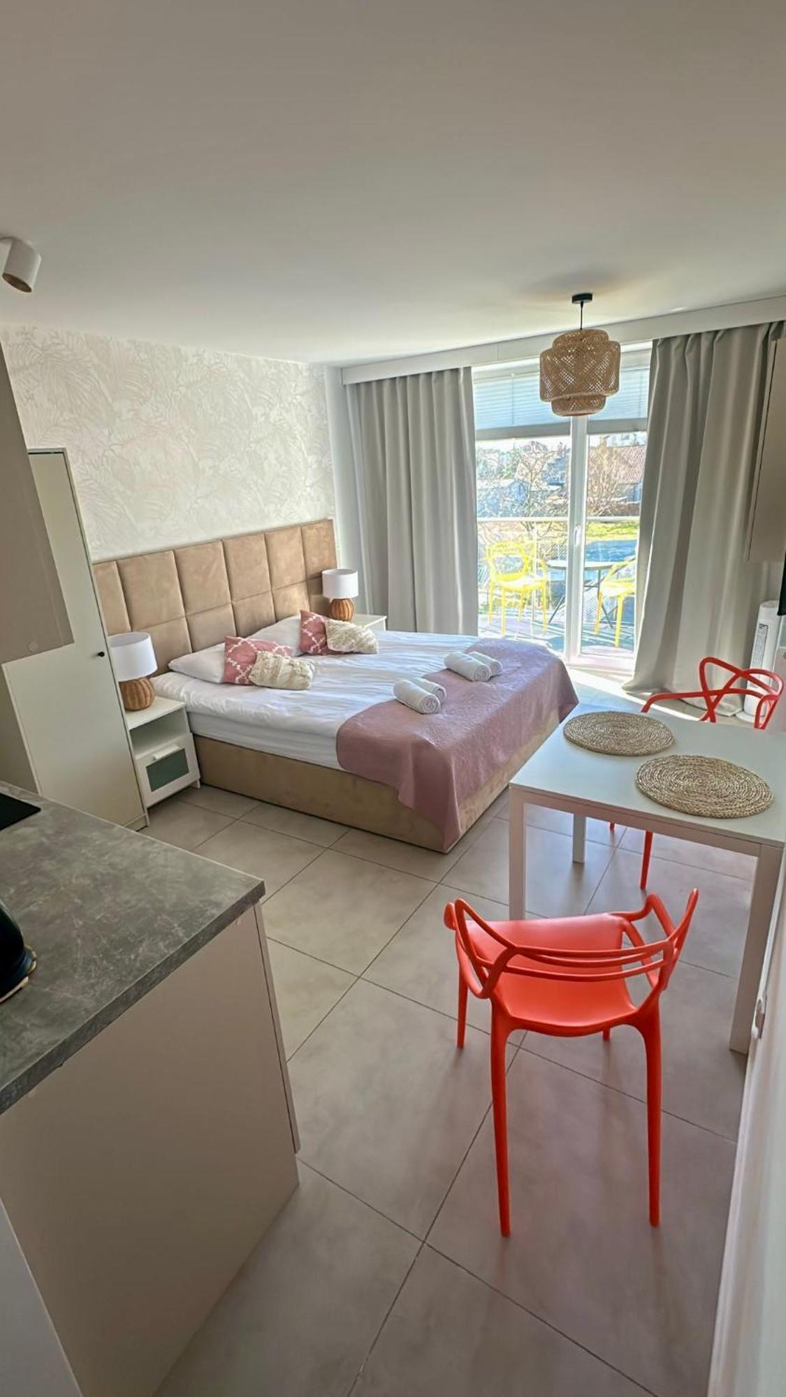 Sunny Apartment